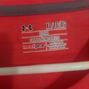 Under Armour Red HeatGear Shirt XL